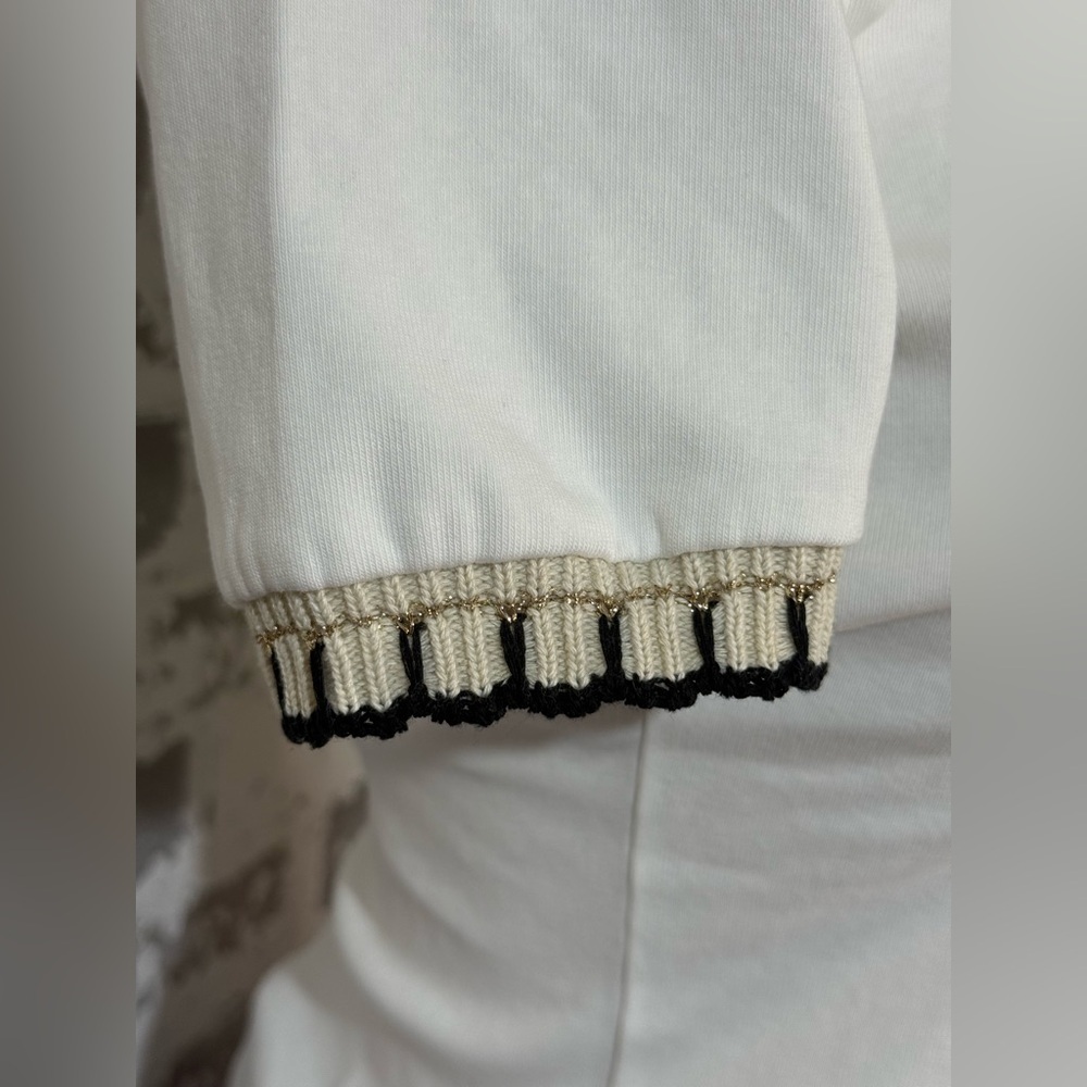 Zara White Tee with Black Accents - Picture 2 of 5